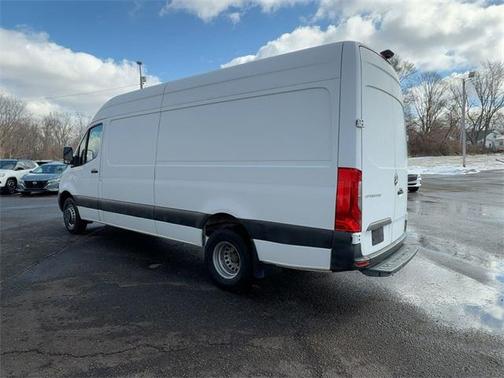 2019 Mercedes-Benz Sprinter 4500 170 IN. WB