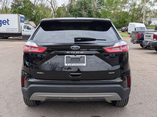 Black Metallic 2023 Ford Edge SEL