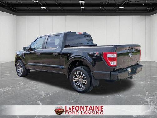 Black Metallic 2022 Ford F-150 XL