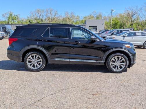 Black Metallic 2023 Ford Explorer XLT