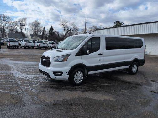 2024 Ford Transit-350 XLT