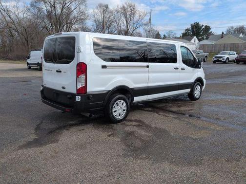 2024 Ford Transit-350 XLT