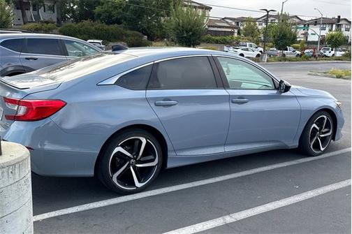 2021 Honda Accord 