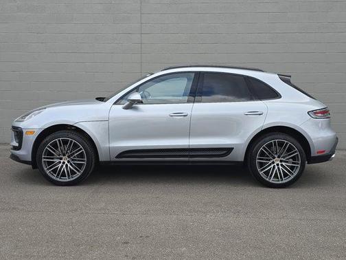 2026 Porsche Macan Base