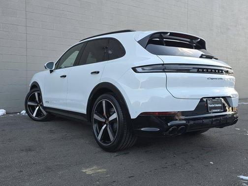 2026 Porsche Cayenne GTS