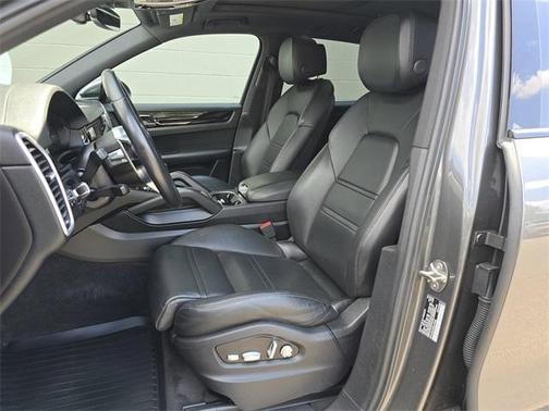 2019 Porsche Cayenne Base