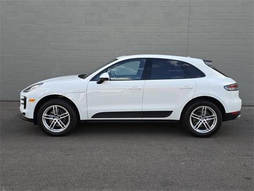 2021 Porsche Macan Base