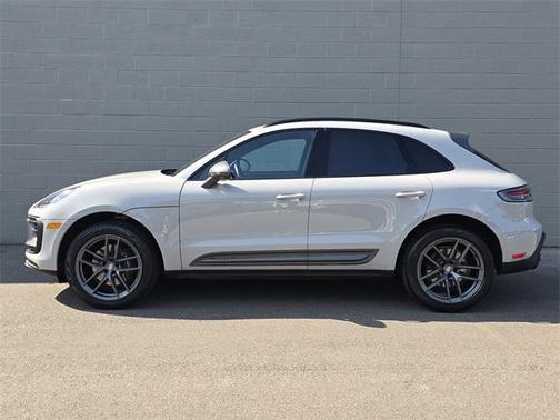 2025 Porsche Macan T