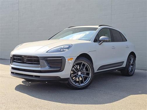 2025 Porsche Macan T