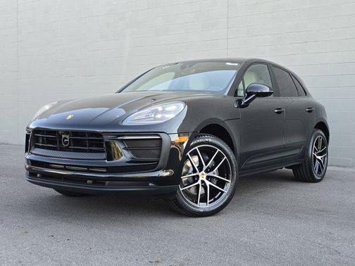 2026 Porsche Macan Base