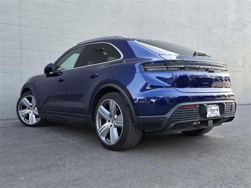 2024 Porsche Macan 4