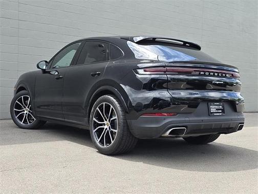 2024 Porsche Cayenne AWD
