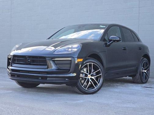 2026 Porsche Macan Base