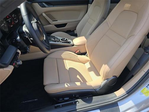 2024 Porsche 911 Carrera 4S