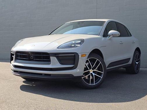 2025 Porsche Macan