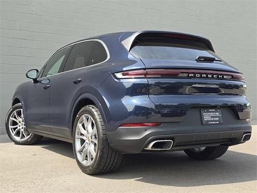 2024 Porsche Cayenne Base