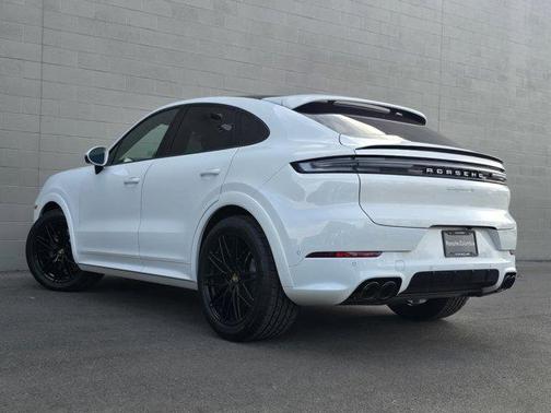 2025 Porsche Cayenne S Coupe AWD