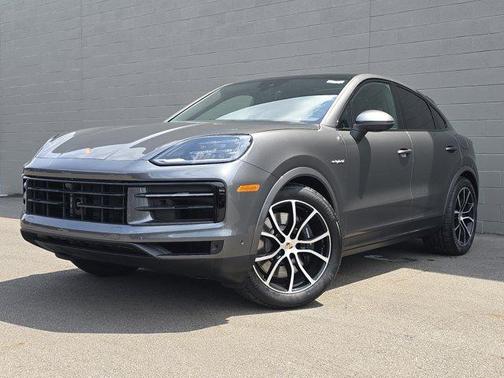 2025 Porsche Cayenne Base