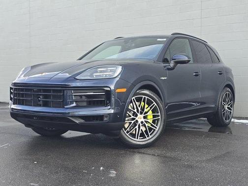 2026 Porsche Cayenne AWD