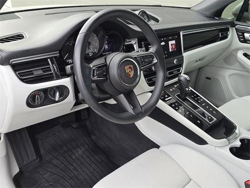 2024 Porsche Macan S