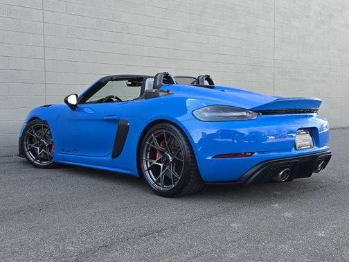 2025 Porsche 718 Spyder RS