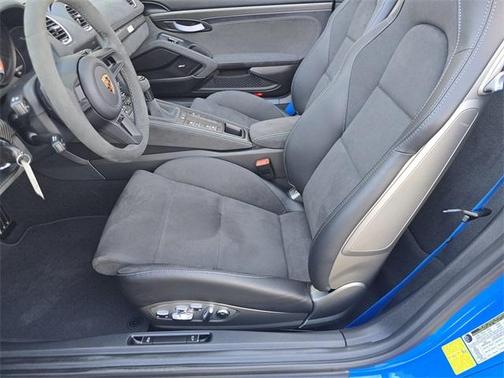 2025 Porsche 718 Spyder RS