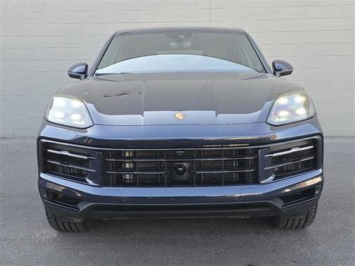 2024 Porsche Cayenne Base
