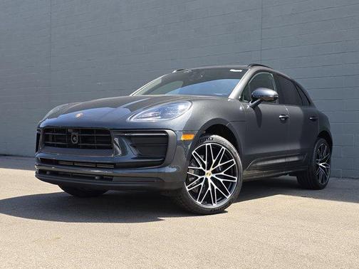2025 Porsche Macan Base