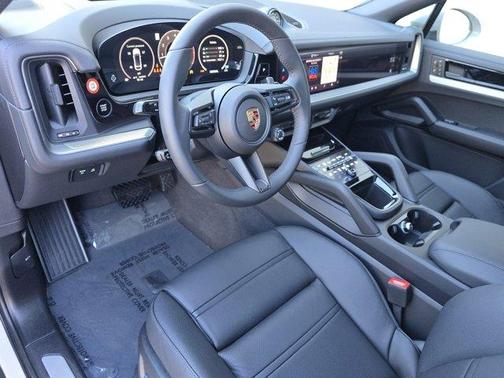 2026 Porsche Cayenne AWD