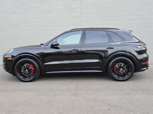 2026 Porsche Cayenne GTS