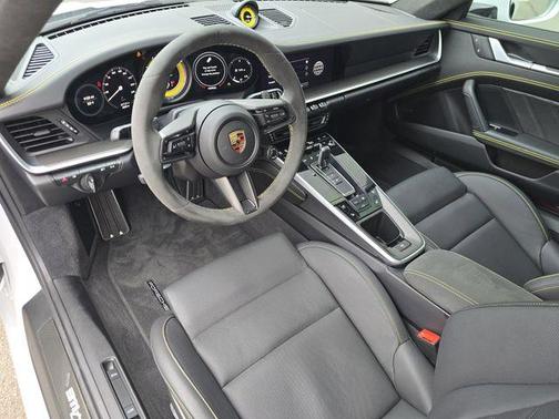 2023 Porsche 911 Turbo