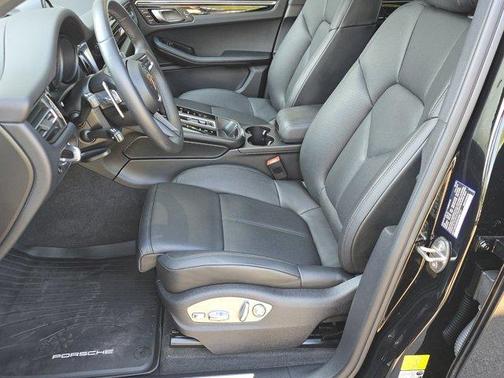 2024 Porsche Macan S