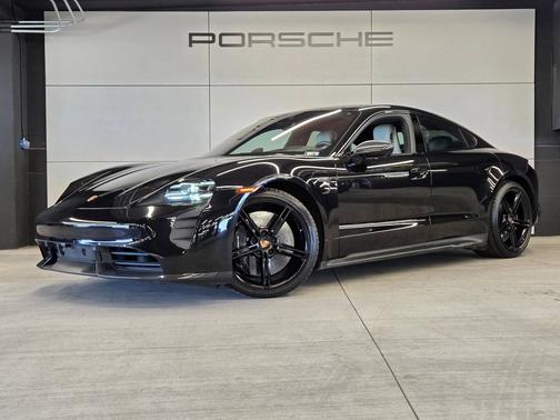 Jet Black Metallic 2021 Porsche Taycan