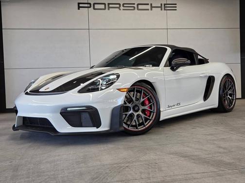 2025 Porsche 718 Spyder 