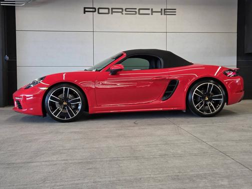 Guards Red 2025 Porsche 718 Boxster