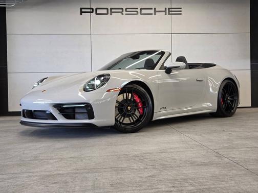 Chalk 2022 Porsche 911