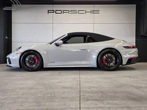 Chalk 2022 Porsche 911