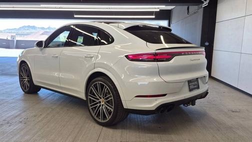 2023 Porsche Cayenne 