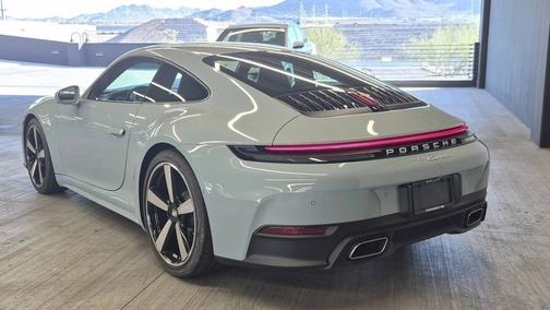 2025 Porsche 911 