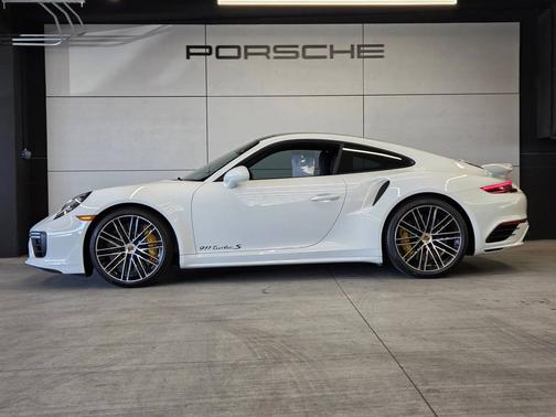 White 2019 Porsche 911