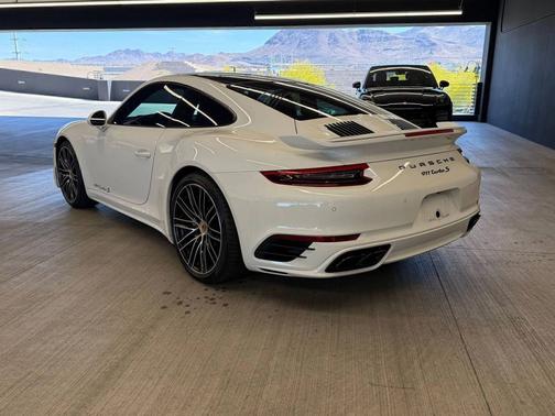 2019 Porsche 911 