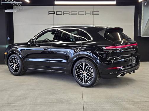 2025 Porsche Cayenne 