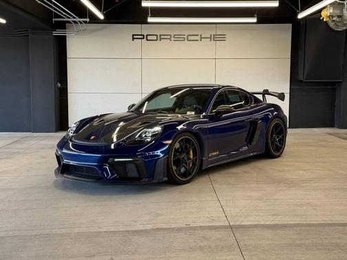 Gentian Blue Metallic 2025 Porsche 718 Cayman