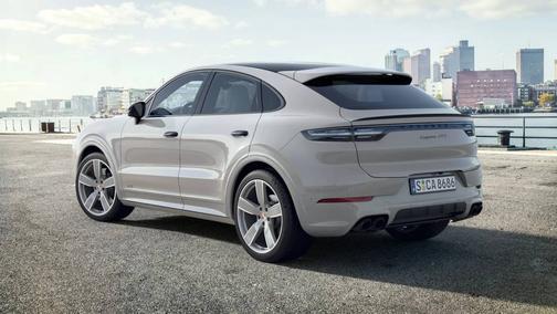 2023 Porsche Cayenne 