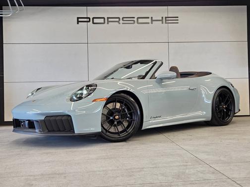 Shade Green Metallic 2026 Porsche 911