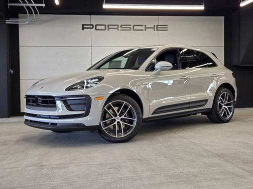 2025 Porsche Macan 