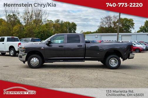2026 RAM 3500 Tradesman Crew Cab 4x4 8' Box