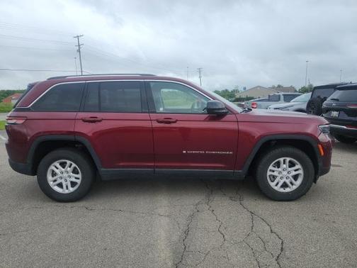 2023 Jeep Grand Cherokee Laredo
