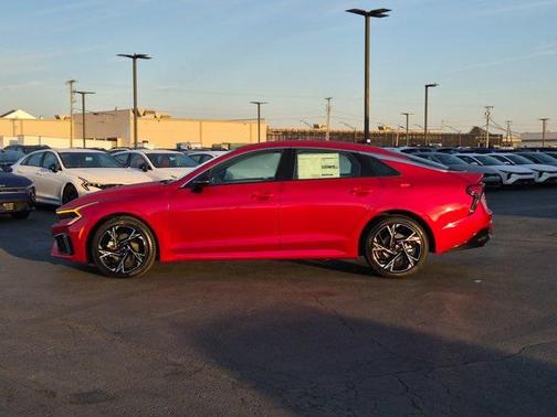 2026 Kia K5 GT-Line