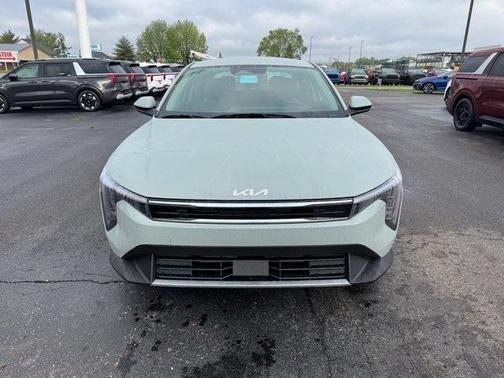 2025 Kia K4 EX
